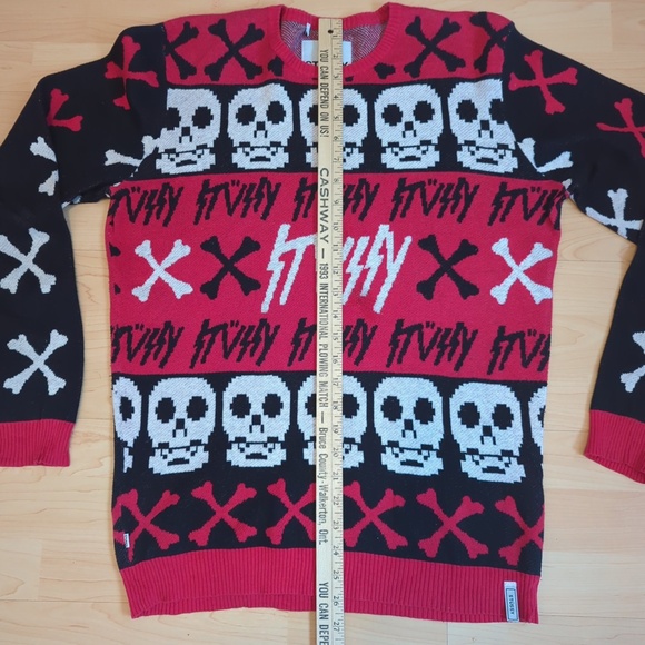Stussy Red Black Skull Print Knit Unisex Sweater RARE - Picture 6 of 10